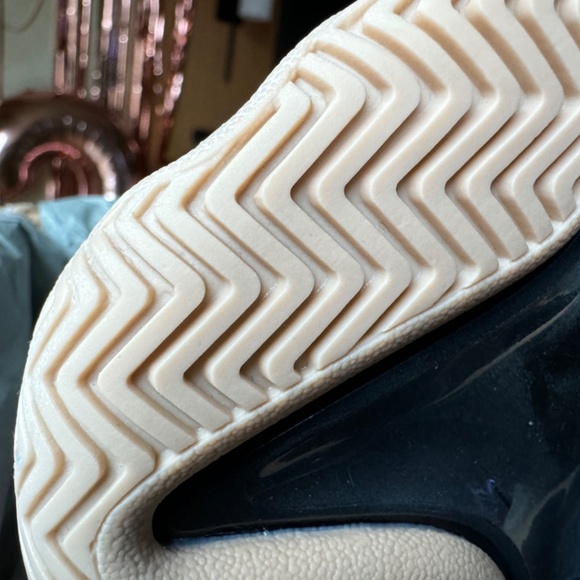 NEW TRIPLE S SNEAKERS BLACK RED 40 - Picture 5 of 11